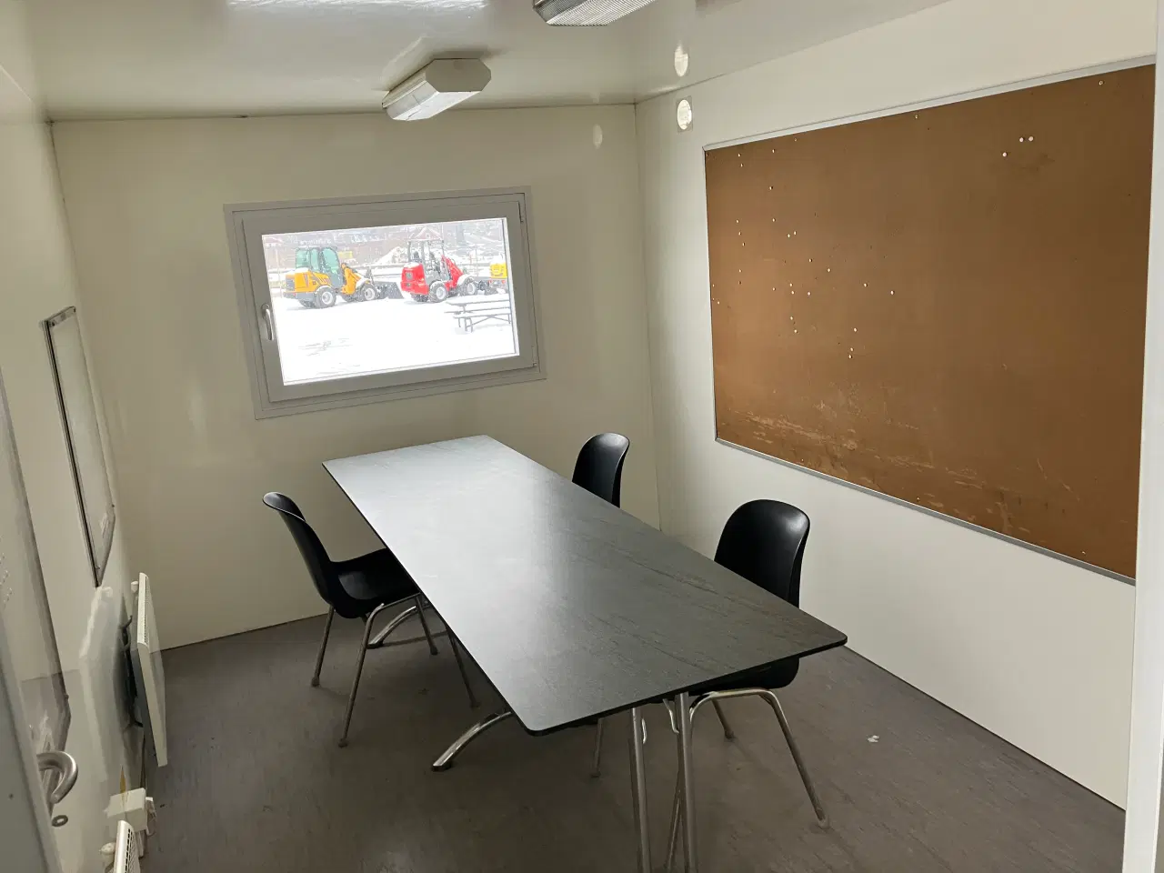 Billede 10 - Kontorvogn med toilet og lille tee køkken.