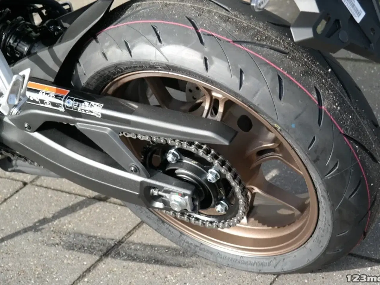 Billede 28 - Honda CB 650 R E-Clutch MC-SYD       BYTTER GERNE