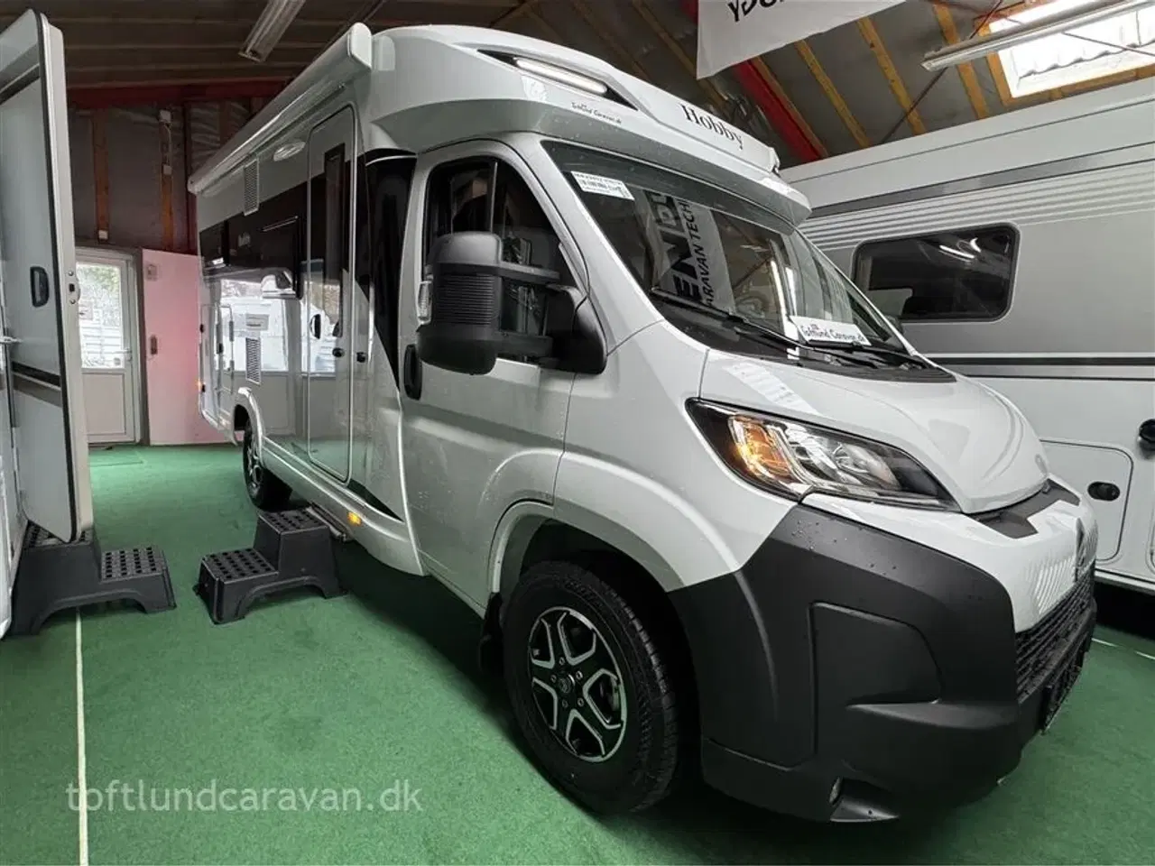 Billede 31 - 2025 - Hobby Ontour C 680 GE   NY 2025 m/AUT. GEAR, ADAPTIV FARTPILOT mv. SUPER LÆKKER AUTOCAMPER. NU PÅ LAGER !