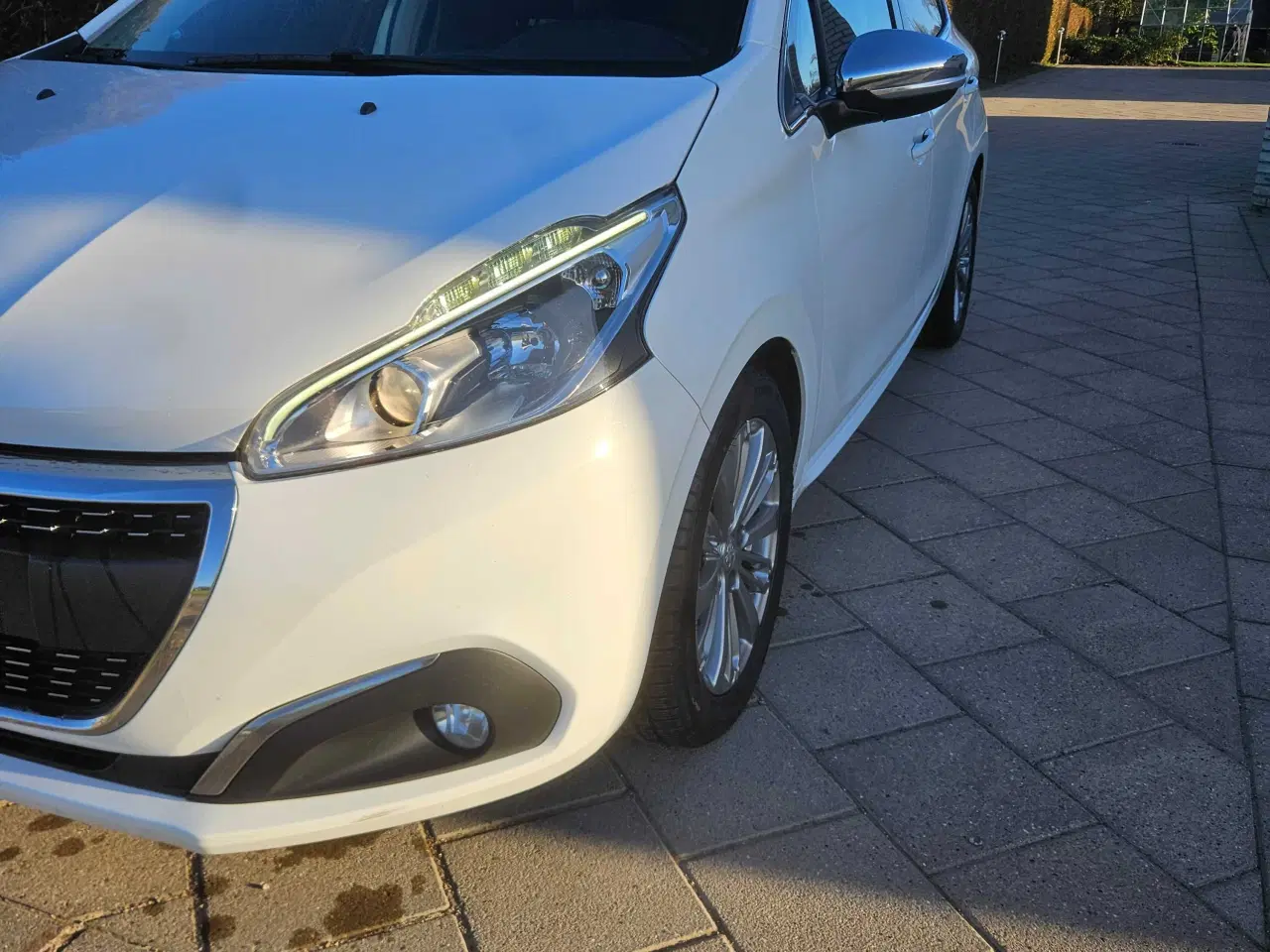 Billede 1 - Peugeot 208, 1,6 HDI, 5 dørs årgang 2016