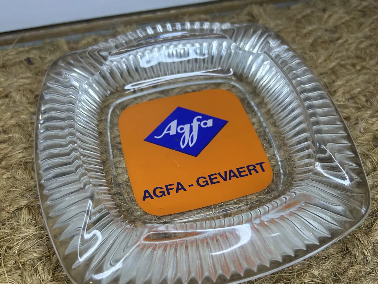 Billede 1 - Retro Agfa-Gevaert Askebæger