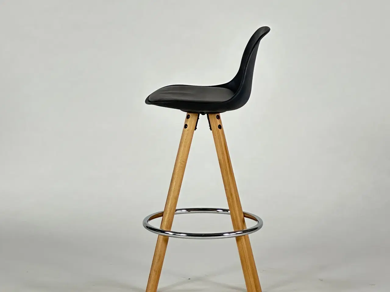 Billede 4 - Sæt af Kokoon Design ANAU Barstole