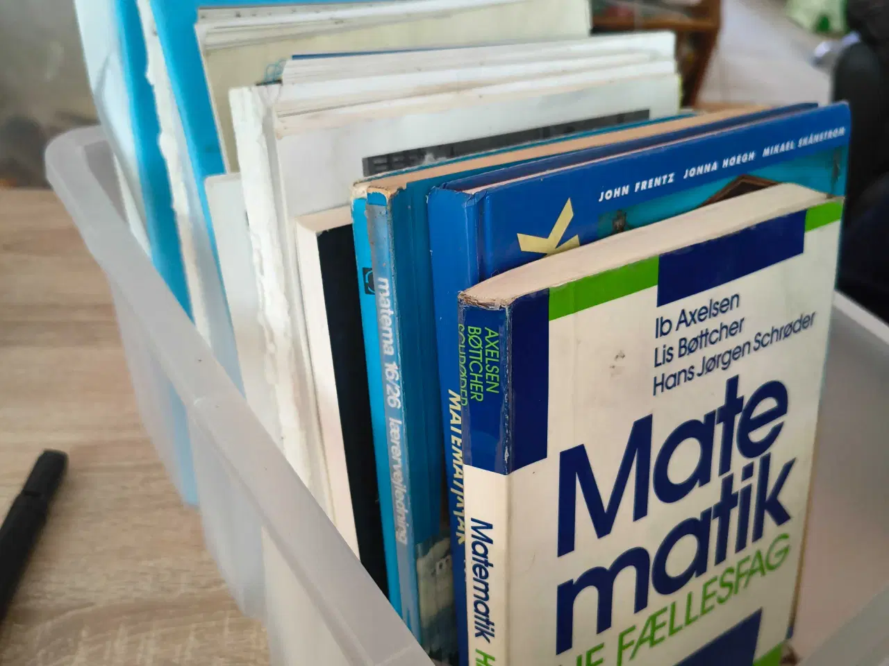 Billede 1 - Ældre skolebøger.