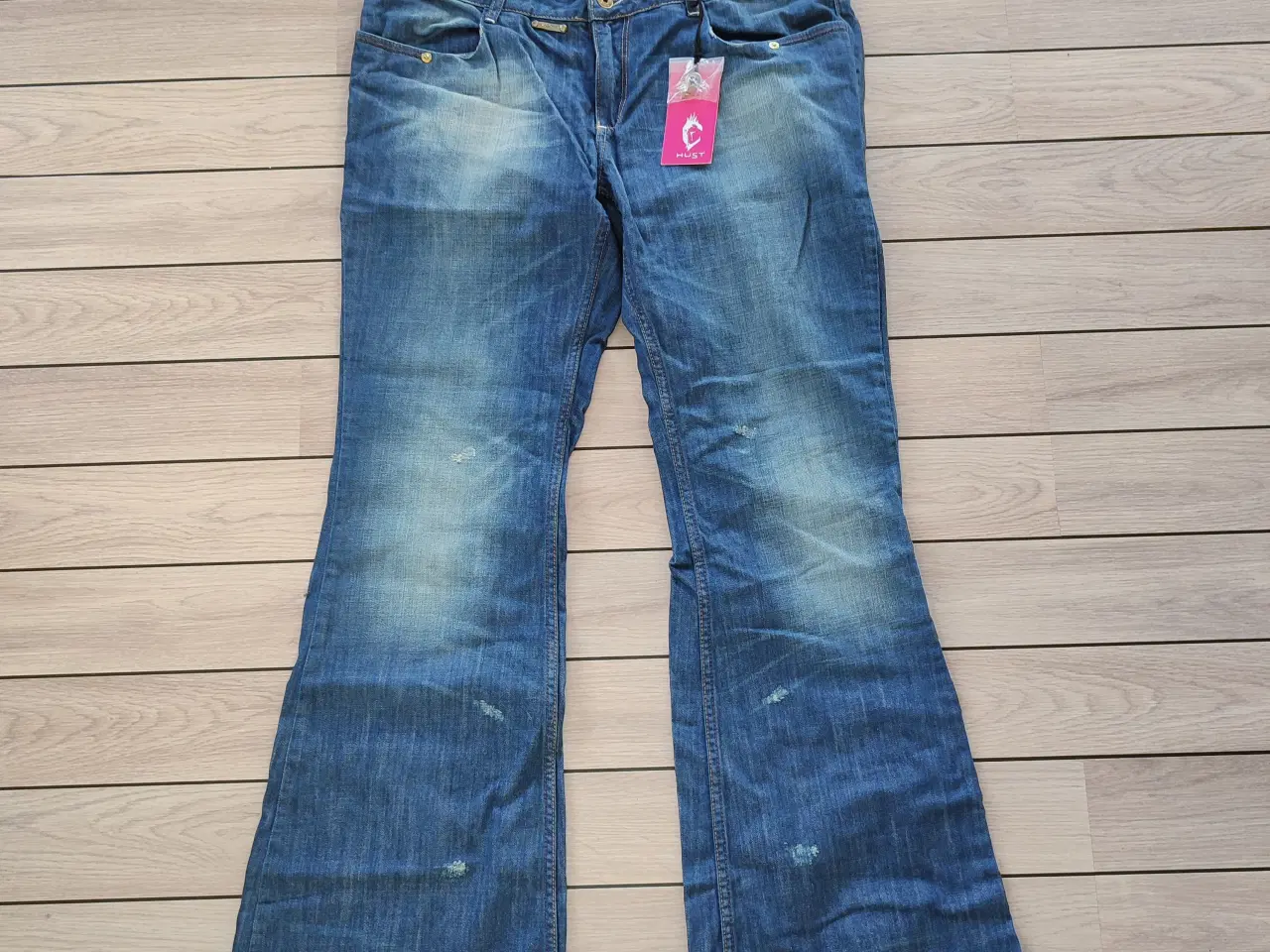 Billede 1 - Jeans, Hust, str. 34