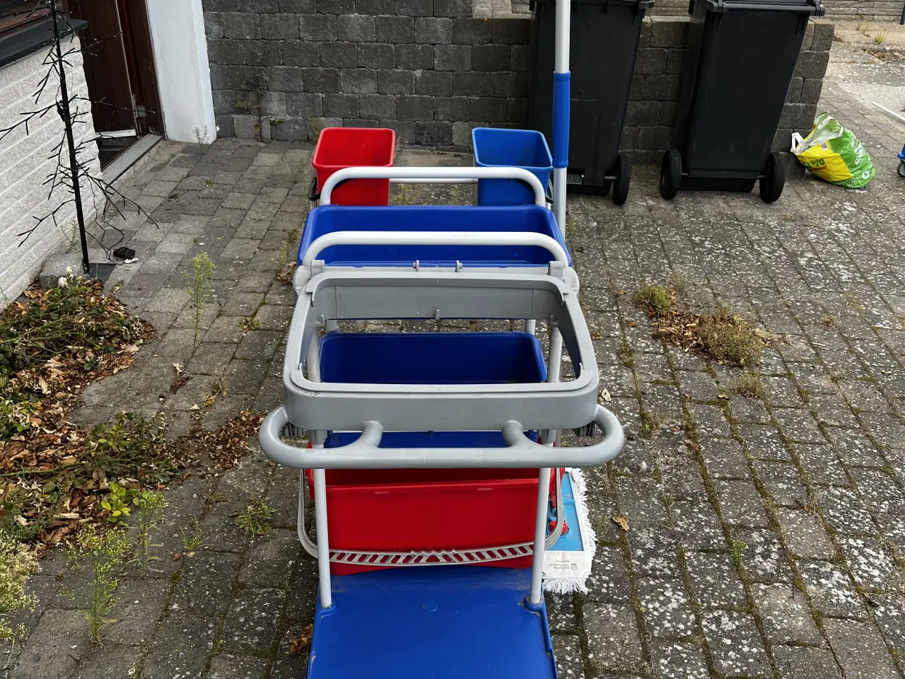 Billede 2 - Rengøringsvogne