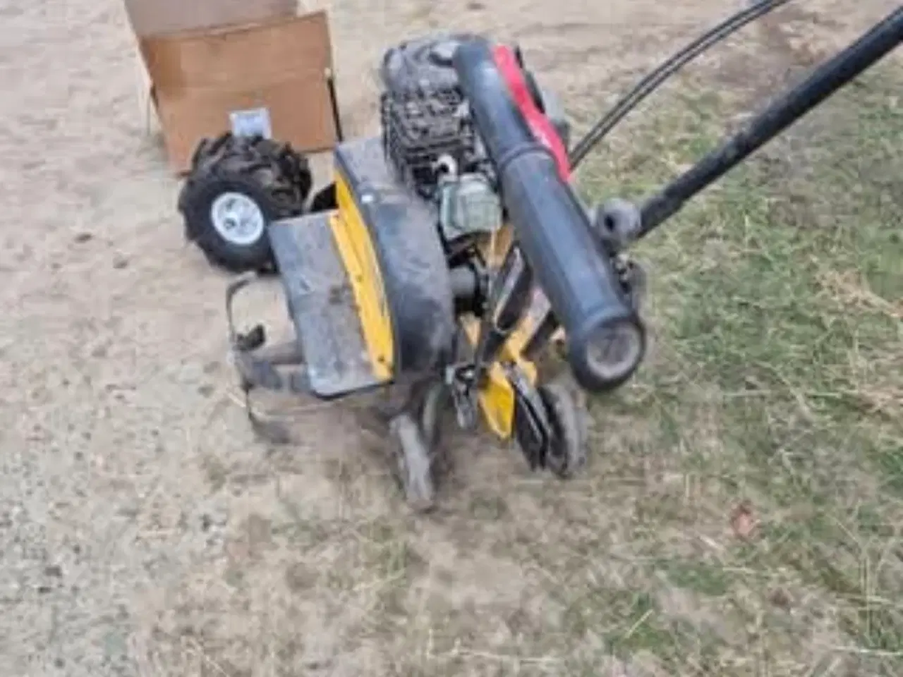 Billede 3 - Næsten ny fræser 