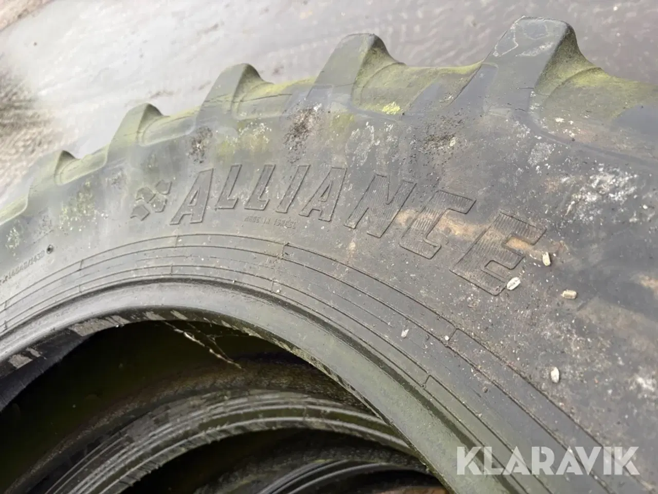 Billede 2 - Landbrugsdæk Alliance 14.9R46 3 styk
