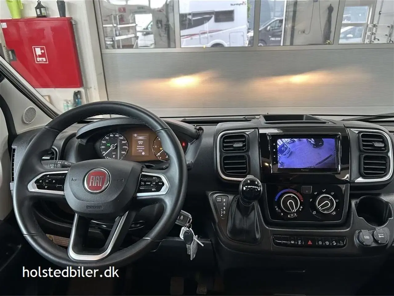 Billede 10 - 2024 - Carthago premium van 640 LE Luksus van med enkeltsenge og KUN km 10000 - som ny. Aut.