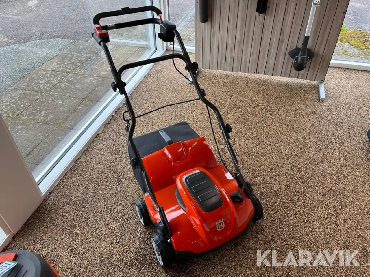 Billede 2 - Mosfjerne Husqvarna S138C