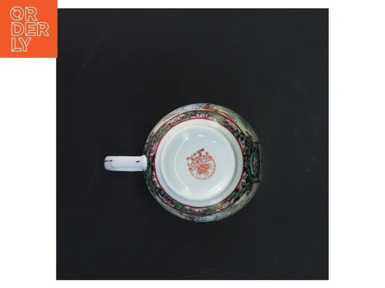 Billede 4 - Dekorativ kop med orientalsk motiv (str. 9 cm)