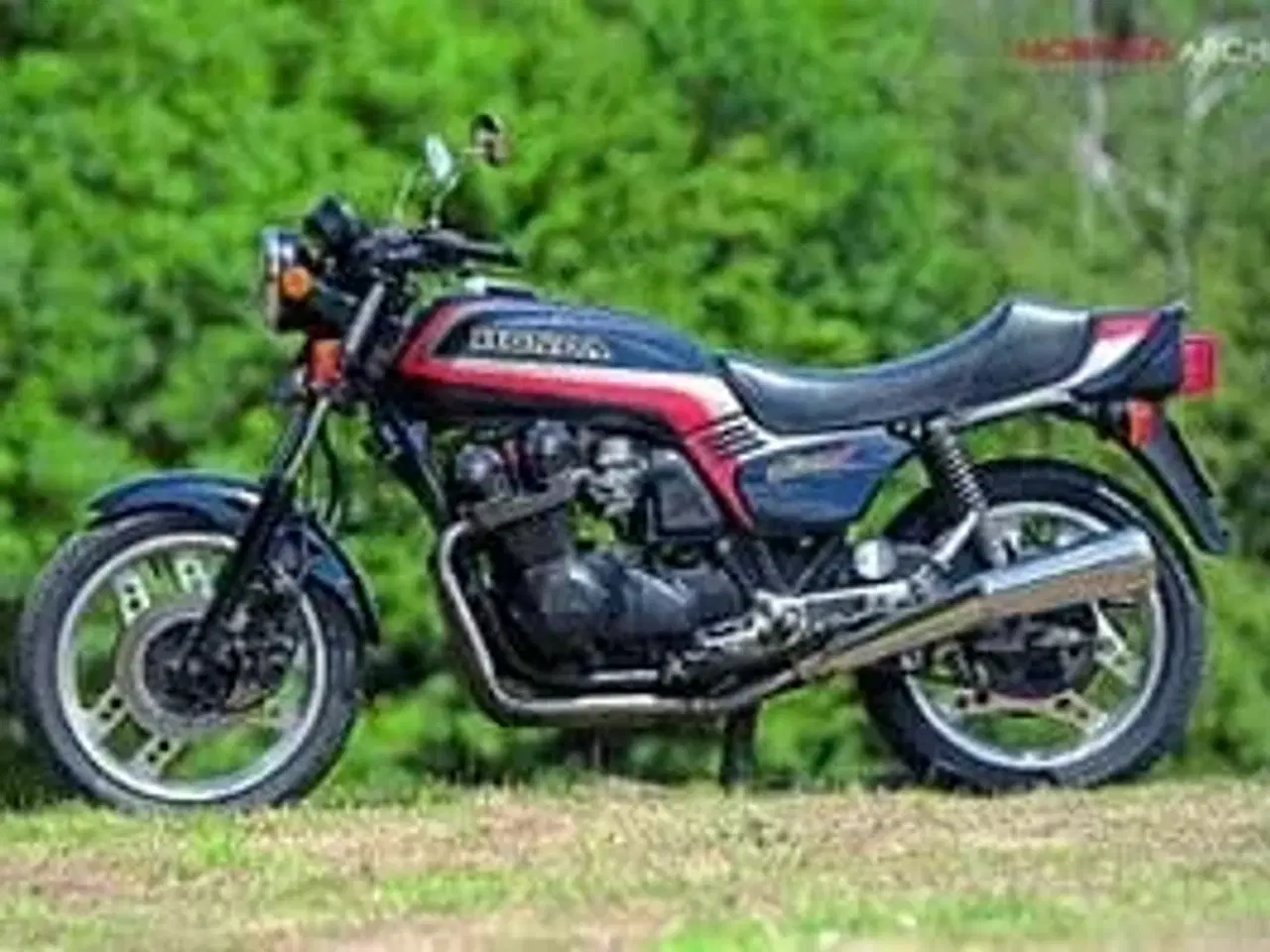 Billede 3 - KØBES Honda CB 900 F Boldor