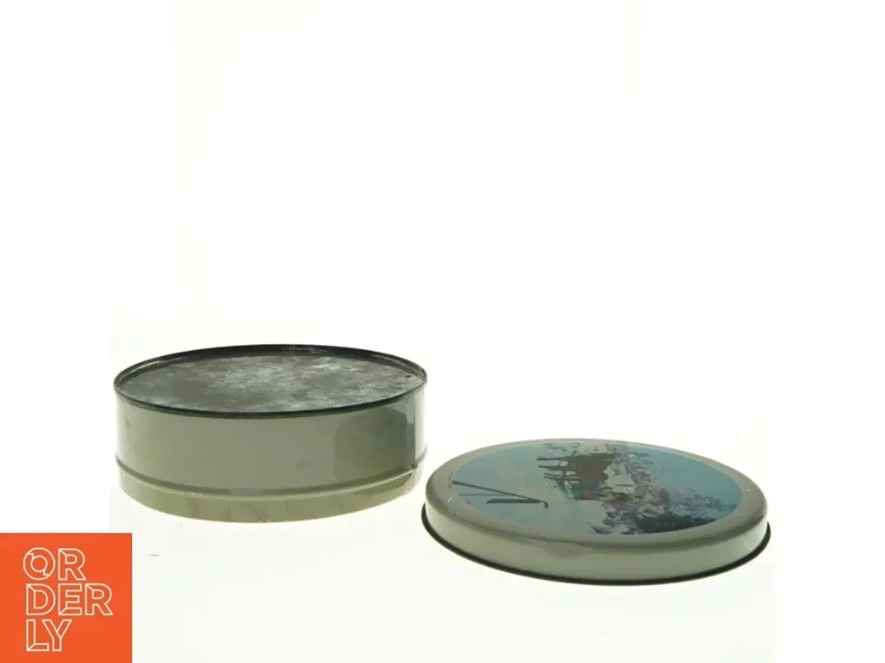 Billede 2 - Metal kagedåse med heste, kane i vintermotiv (str. Diameter, 22 cm h 8 cm)
