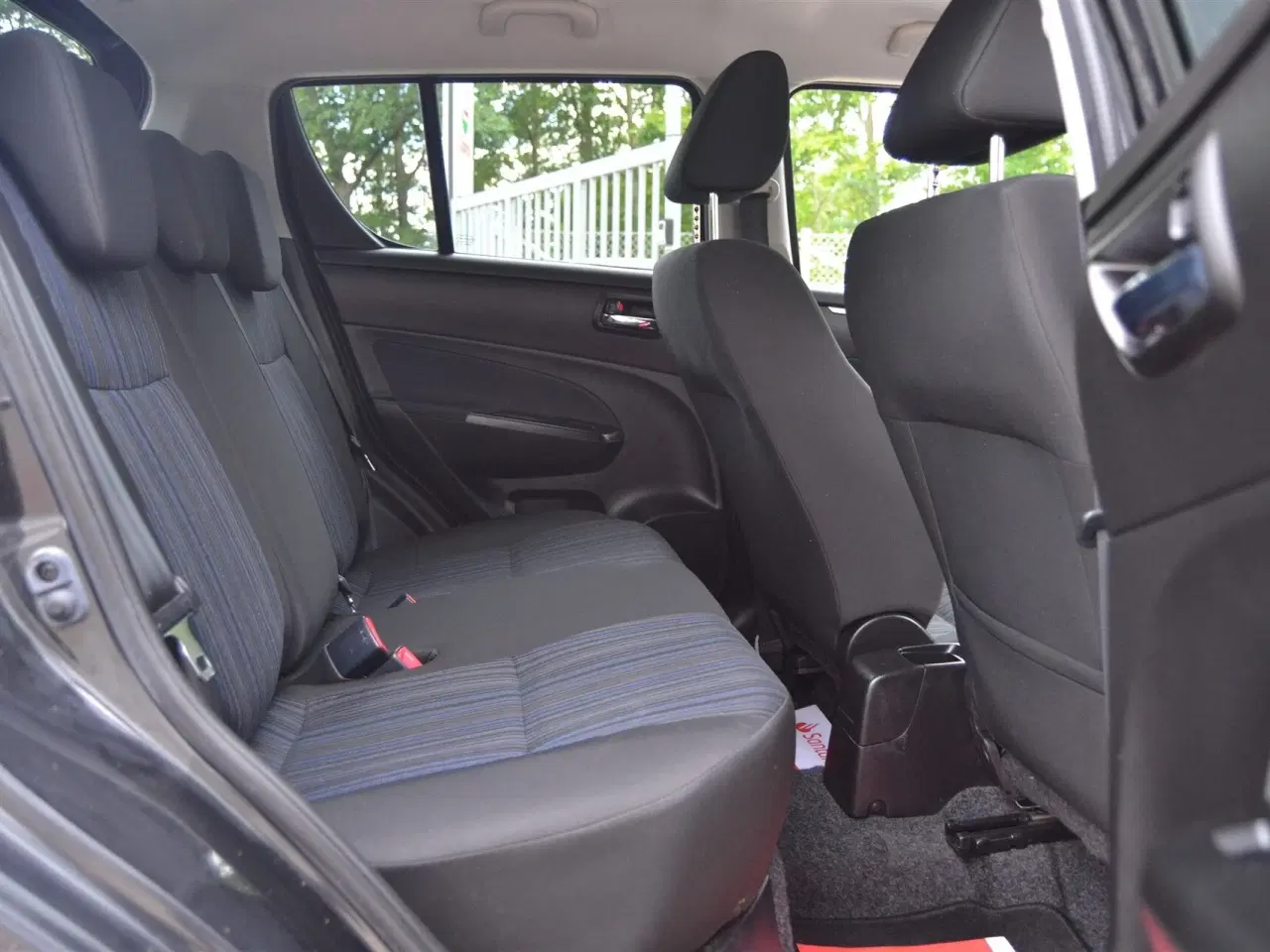 Billede 14 - Suzuki Swift 1,2 Dualjet 16V Club Plus 90HK 5d