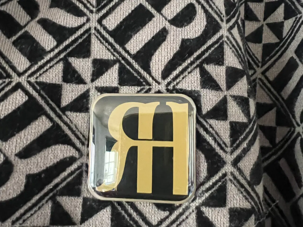 Billede 6 - Rydel House Royalty Sweatshirt m/Lynlås. (Str. L)