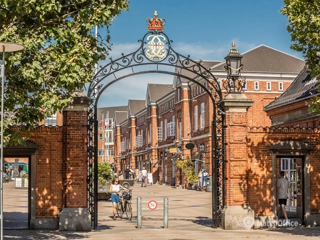 Billede 1 - Kontorlejemål i charmerende ejendom fra 1898