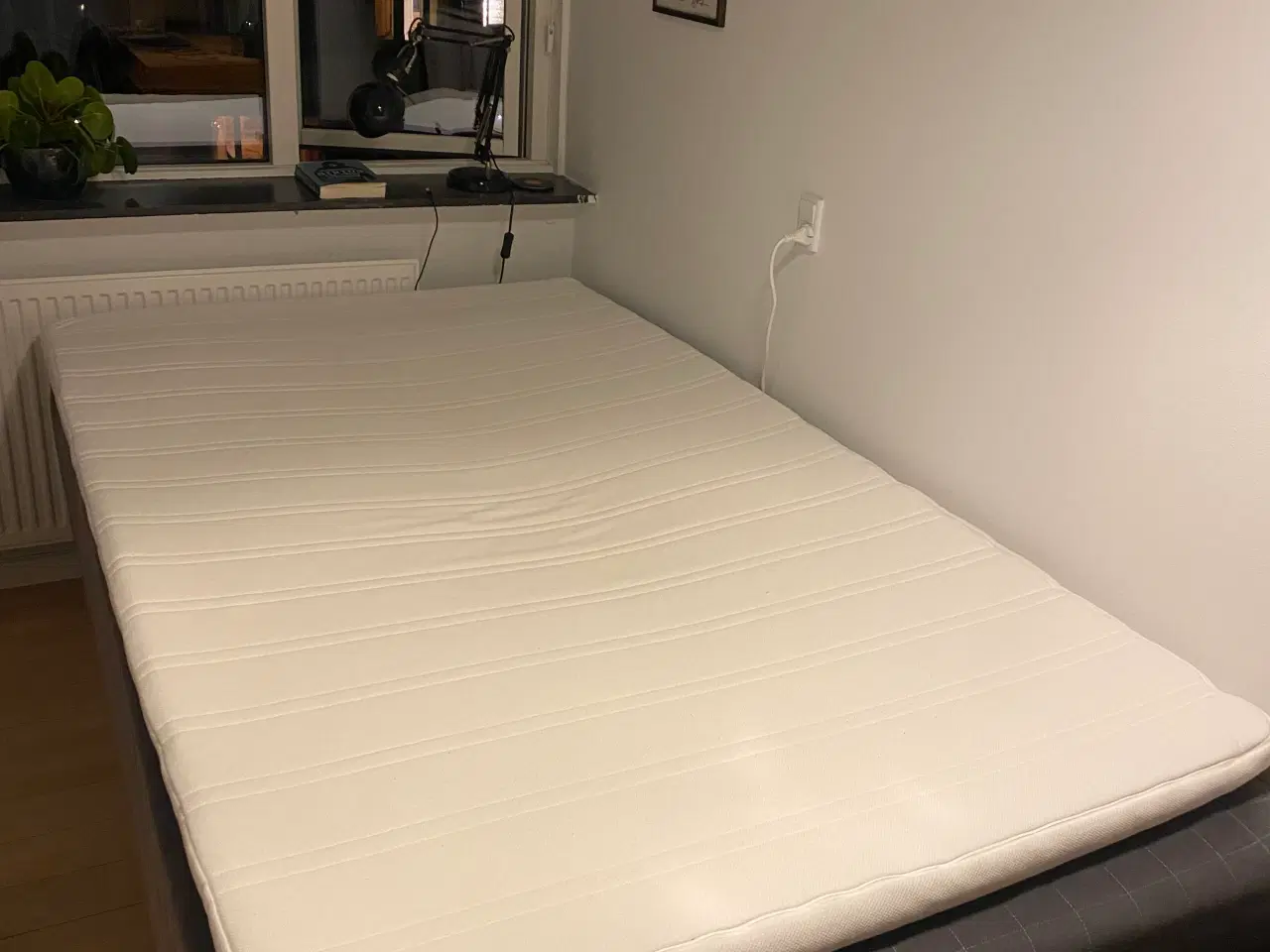 Billede 1 - Seng fra Ikea