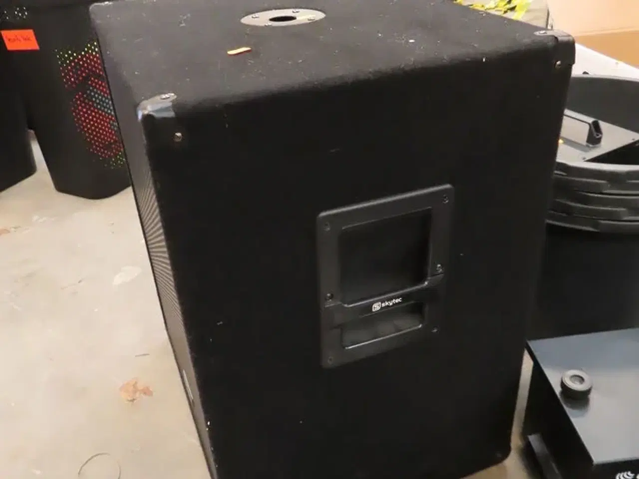 Billede 1 - Subwoofer SKYTEC SWA18