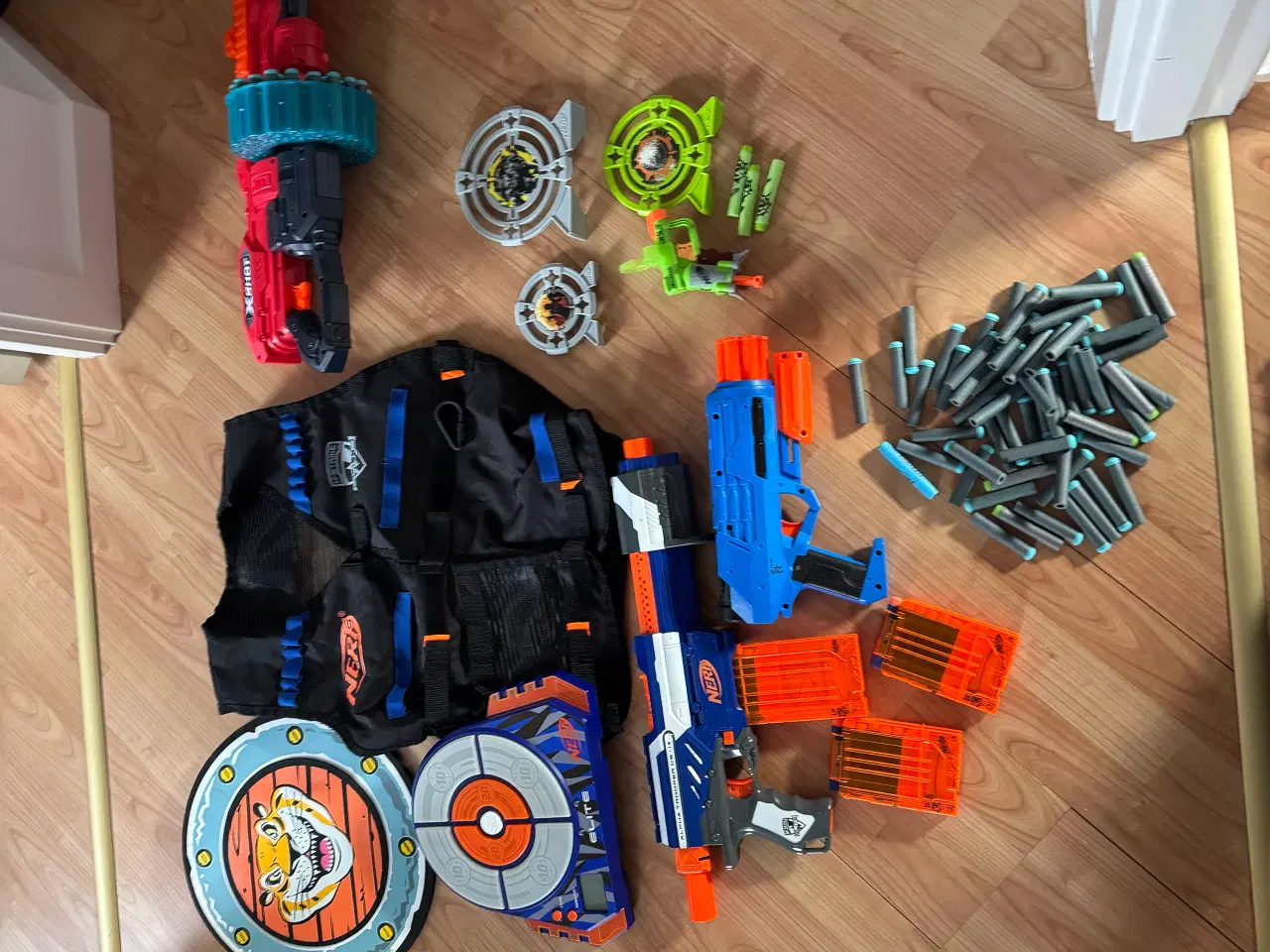 Billede 1 - Diverse legetøjsvåben