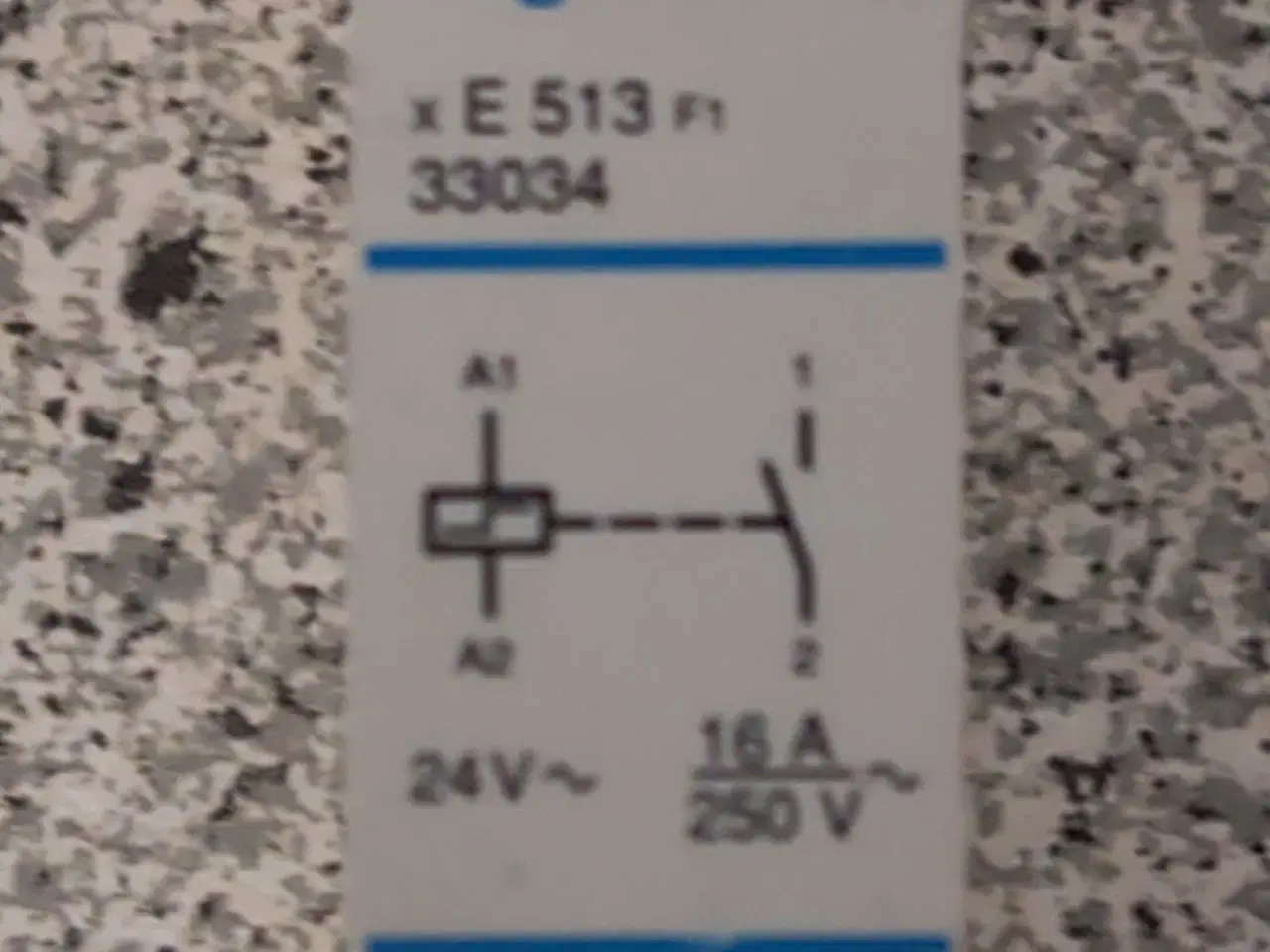 Billede 2 - Hager relæ 1p 24v AC spole