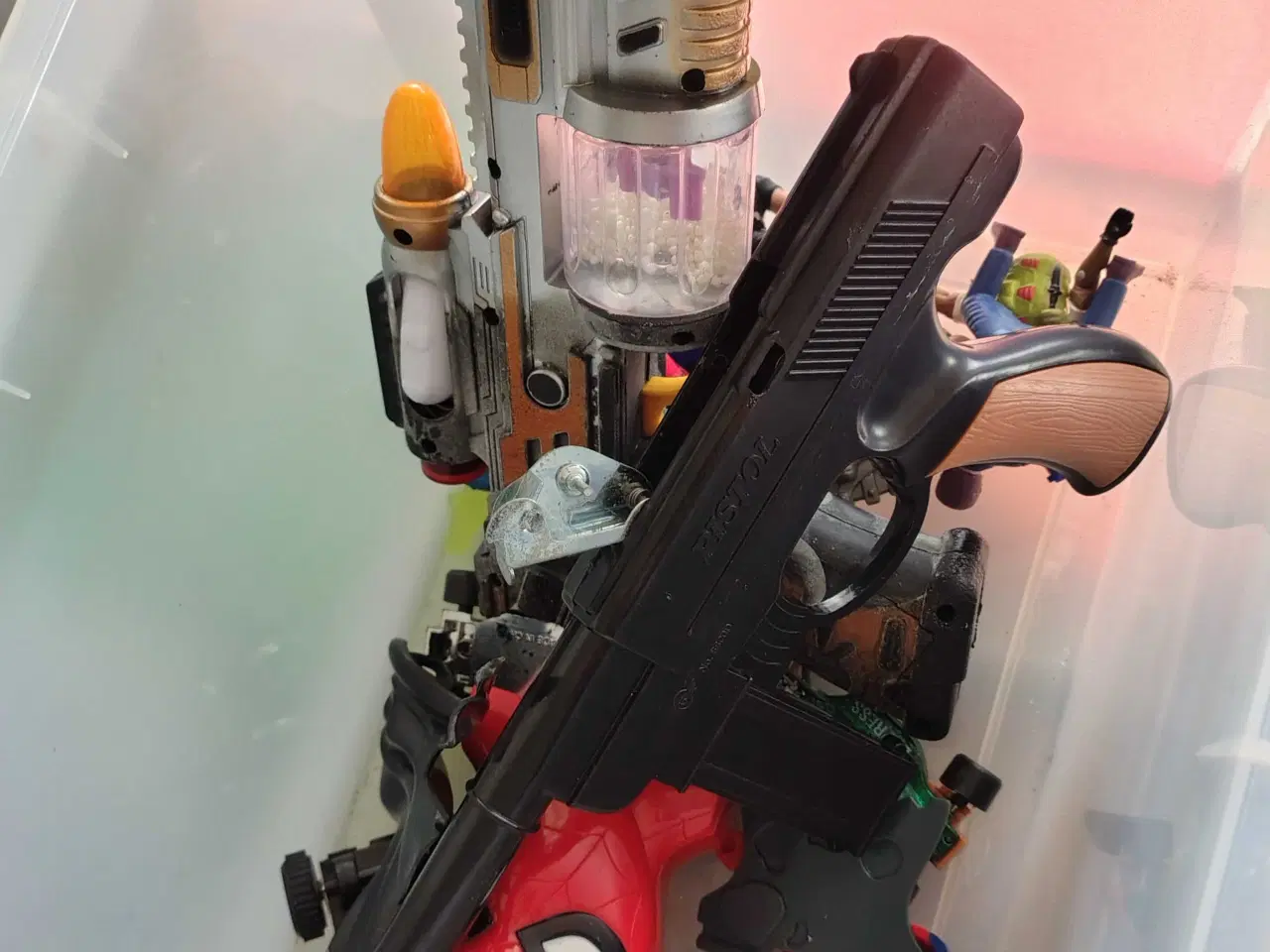 Billede 6 - Blandet legetøj (Action figurer og skydere, biler)