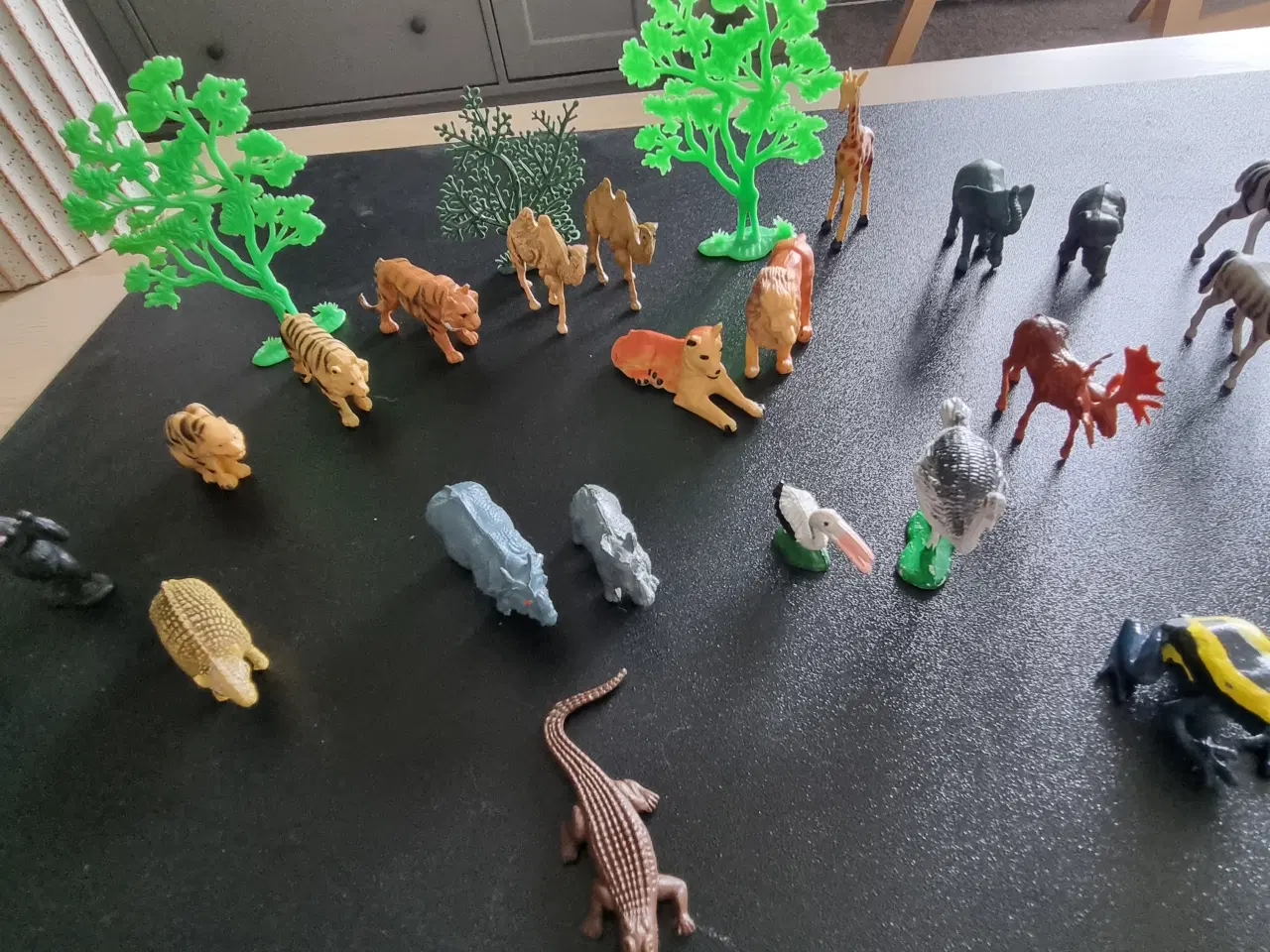 Billede 6 - Vintage lav din egen Zoo  dyr og træer fra 1980'er