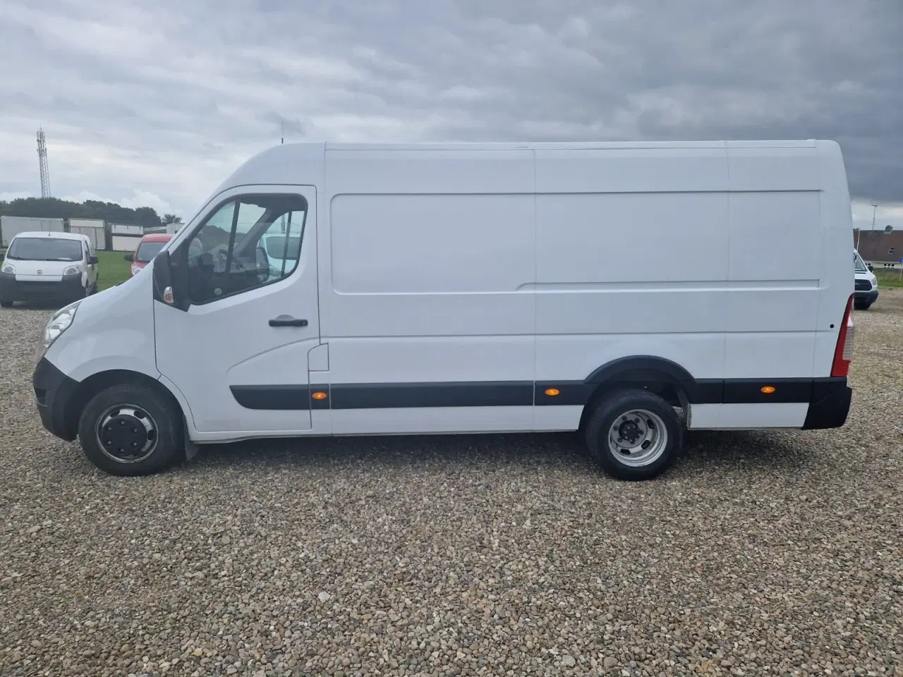 Billede 2 - Renault Master III T35 2,3 dCi 165 L3H2 Kassevogn RWD