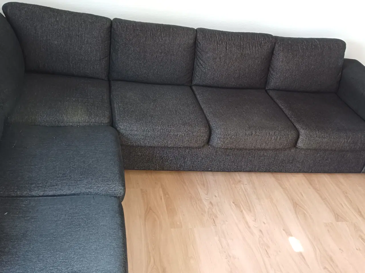 Billede 4 - Flot og velholdt stor hjørnesofa
