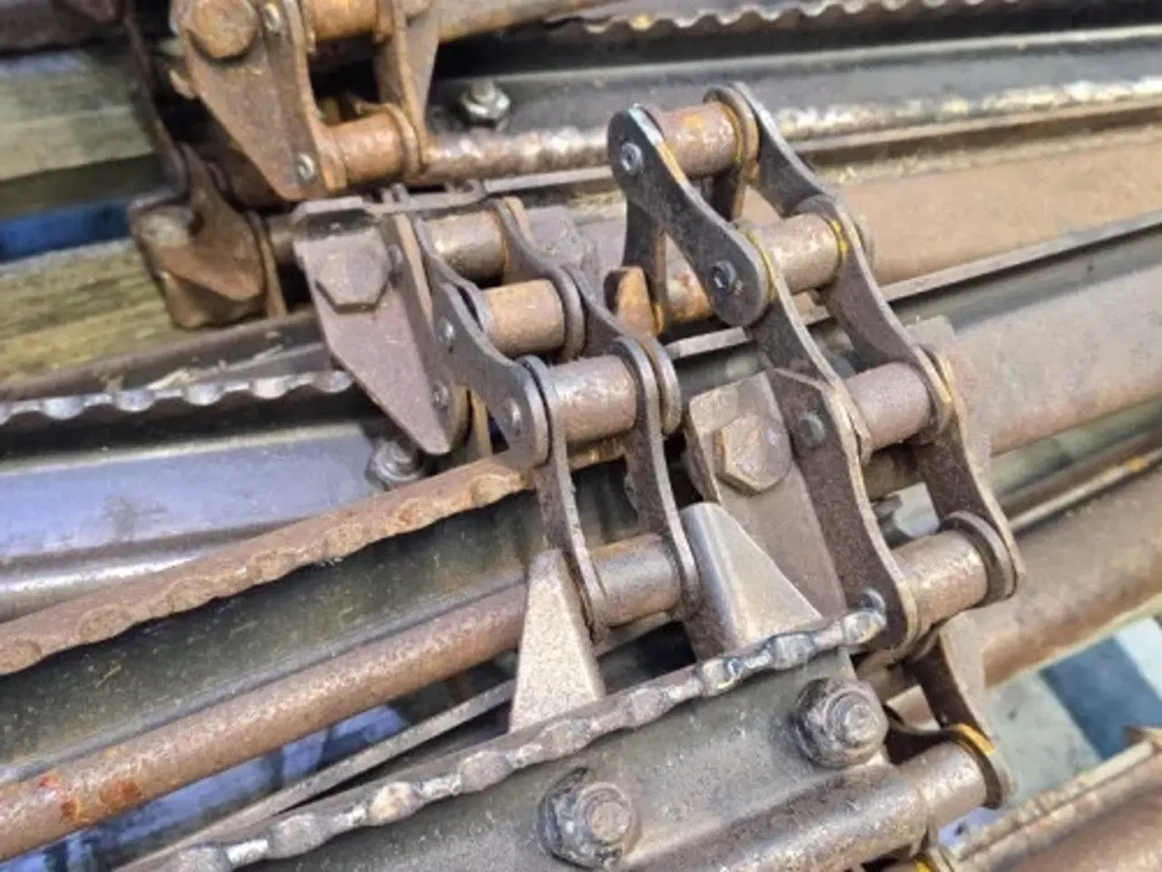 Billede 9 - New Holland CR9.90 Indføringskæde 87632187