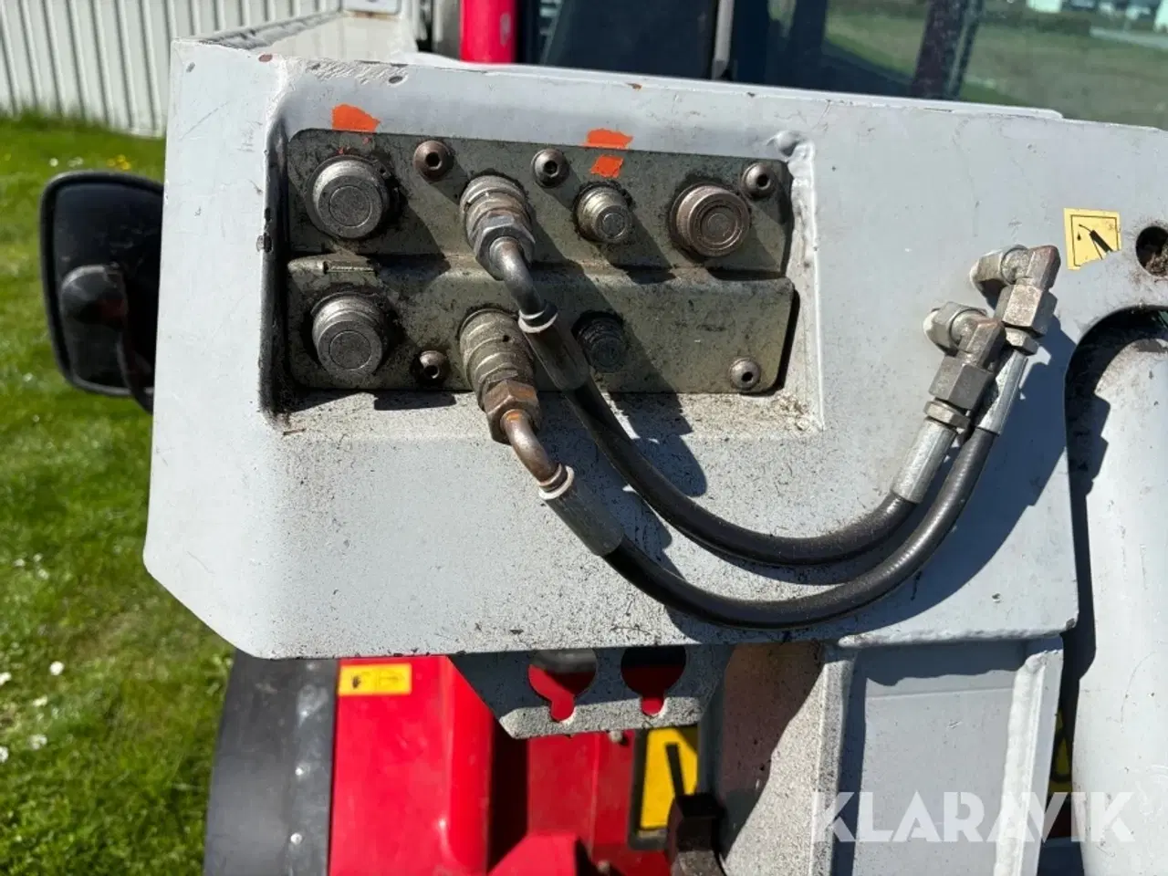 Billede 12 - Redskabsbærer Timan Tool-trac 245