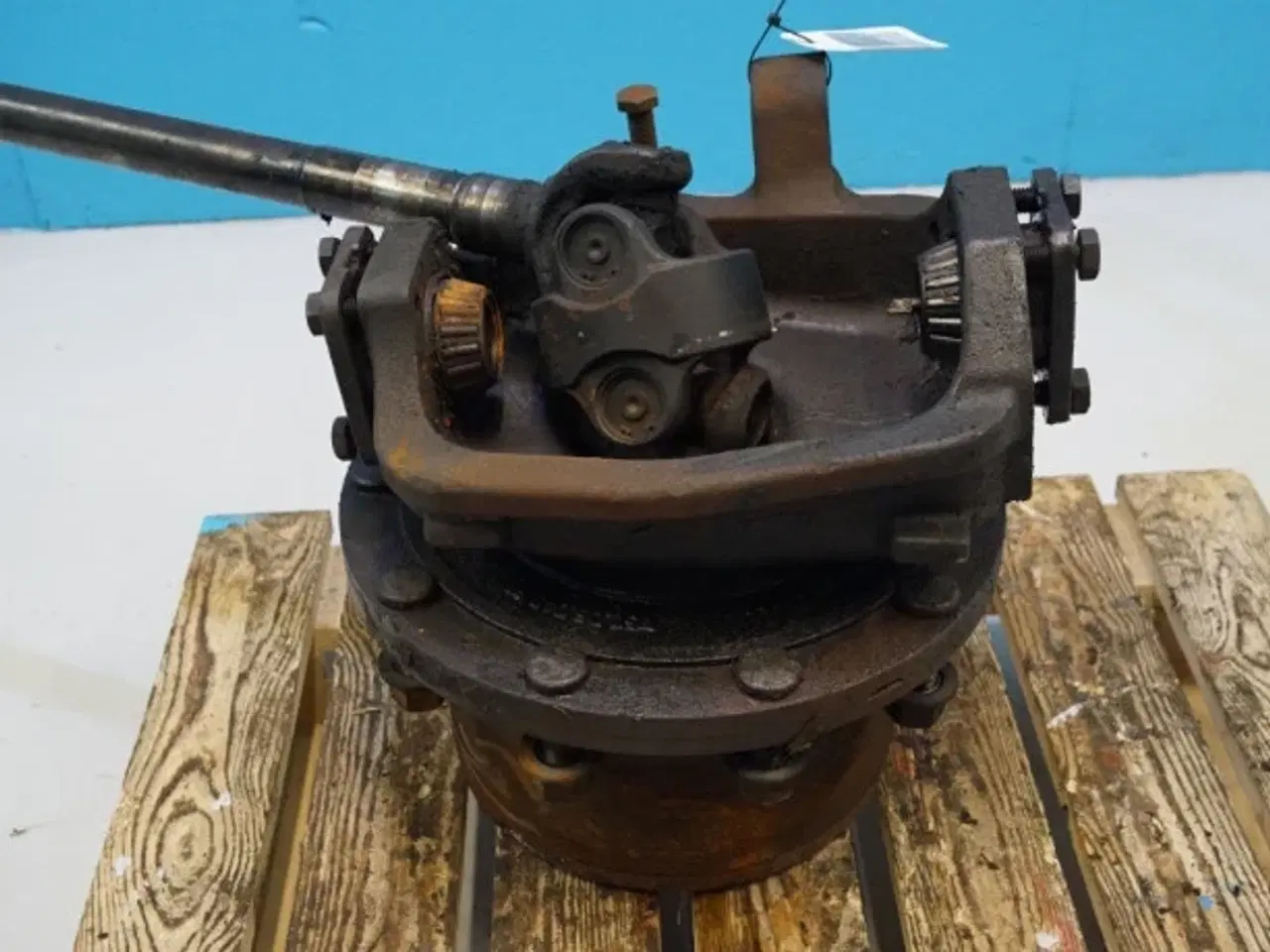 Billede 2 - Valtra T213 R.H. Foraksler