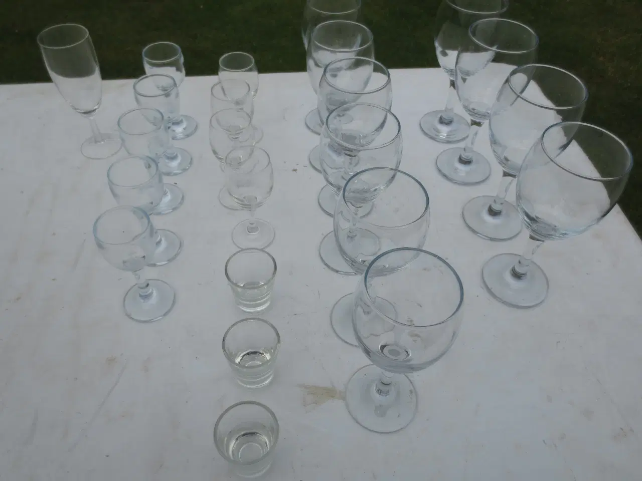 Billede 3 - 23 stk Forskellige Glas Vin plus andre 