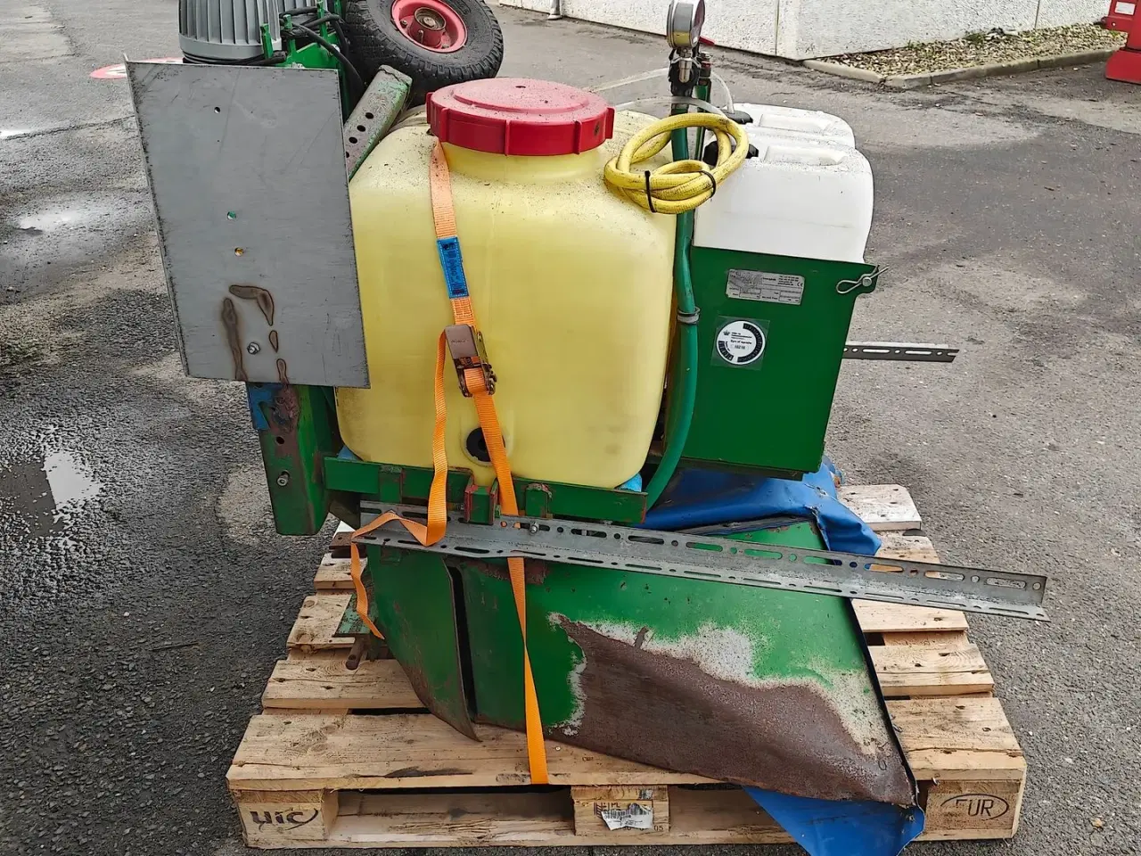 Billede 2 - Jutek Kompaktsprøjte Afskærmet sprøjte