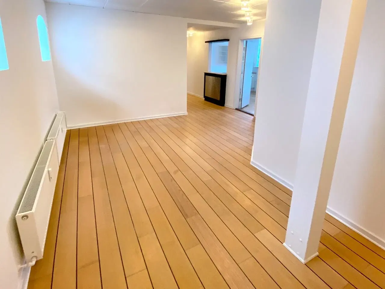 Billede 15 - Stort og attraktivt erhvervslokale i stueetagen!