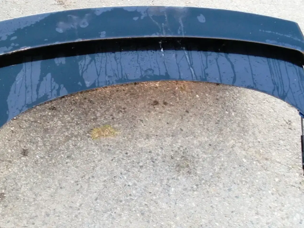 Billede 1 - Bagspoiler Audi 80.