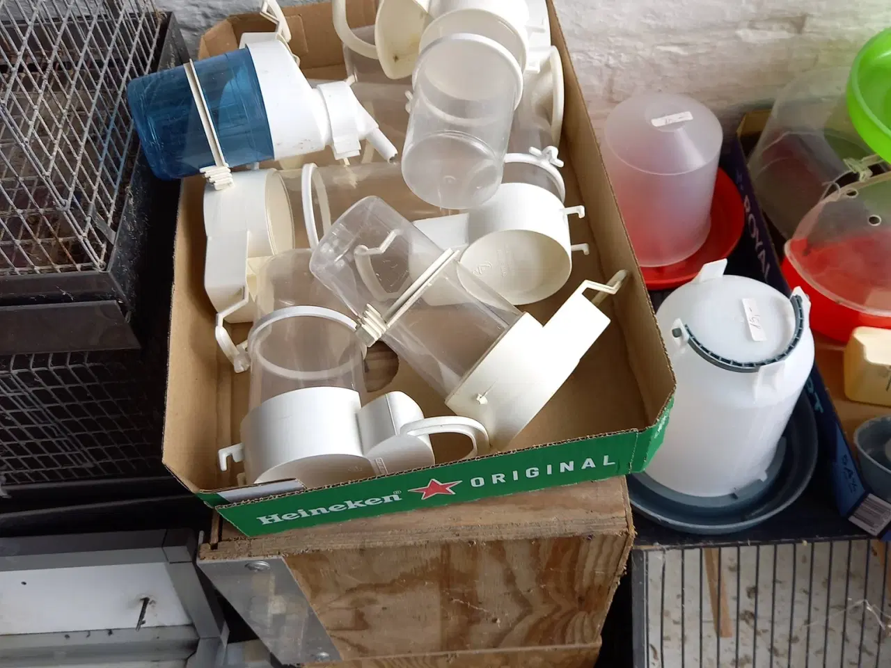 Billede 2 - Diverse tilbehør til fugle