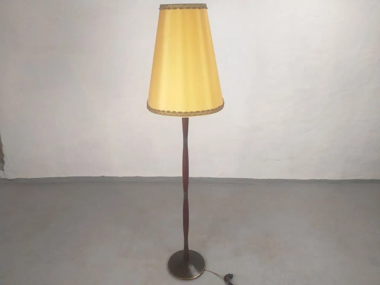 Billede 1 - Standerlampe - Teak / Messing