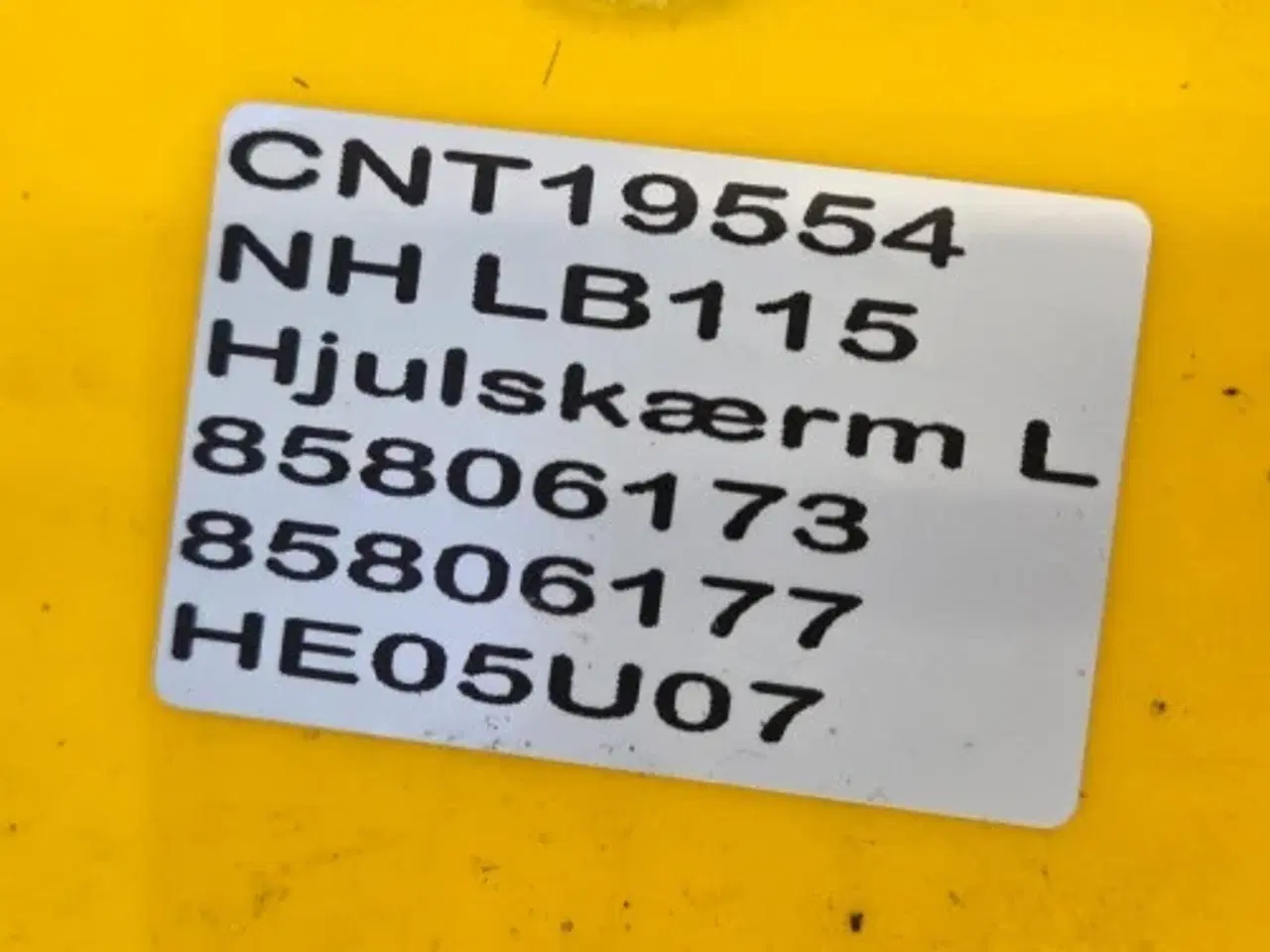 Billede 11 - New Holland LB115 Hjulskærm L. 85806173