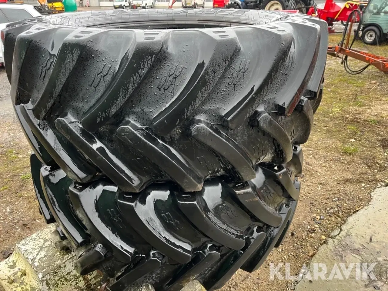 Billede 5 - Traktordæk Alliance 480/65R28 - 2 styk