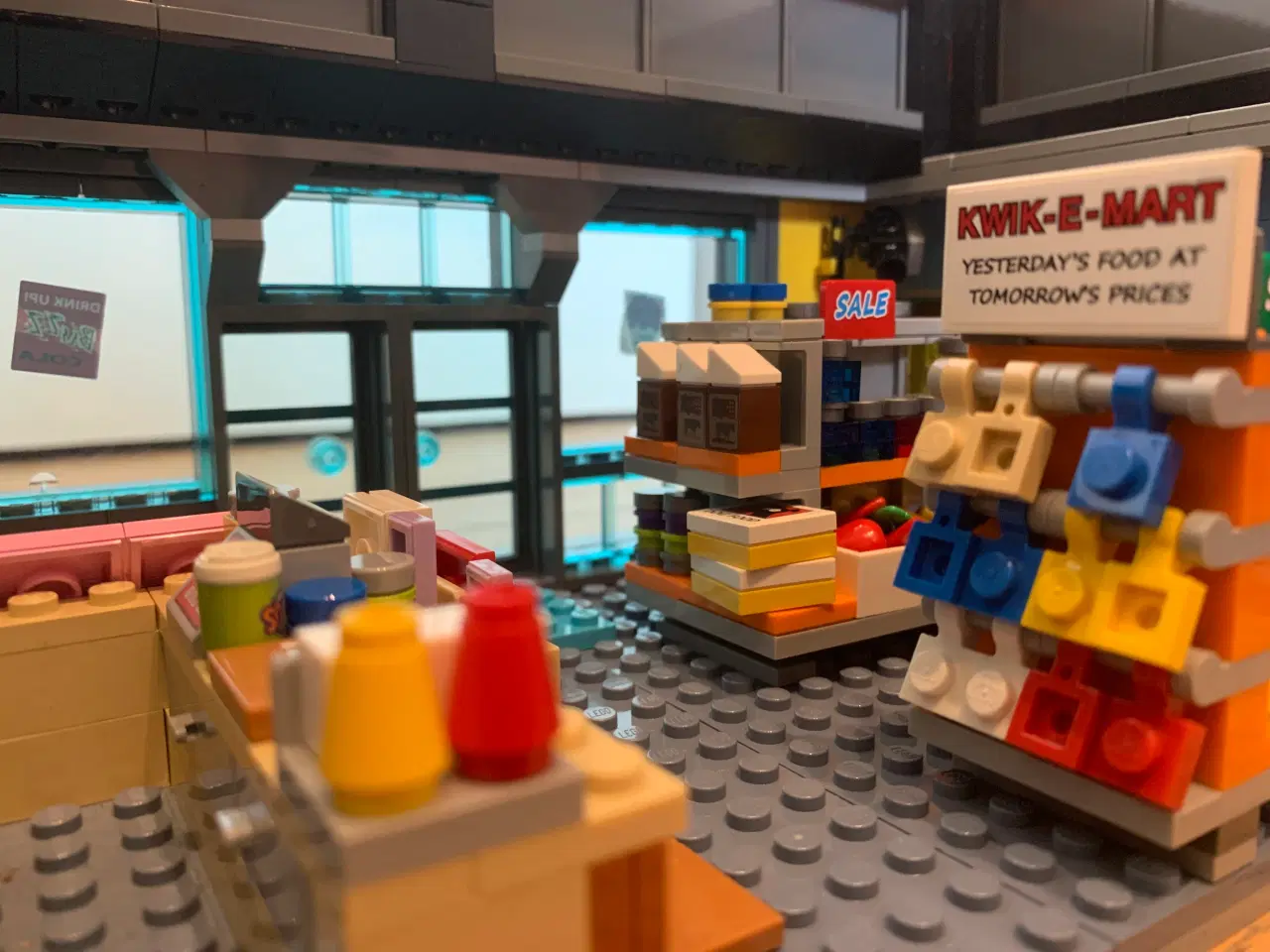 Billede 8 - LEGO 71016: The Simpsons Kwik-E-Mart