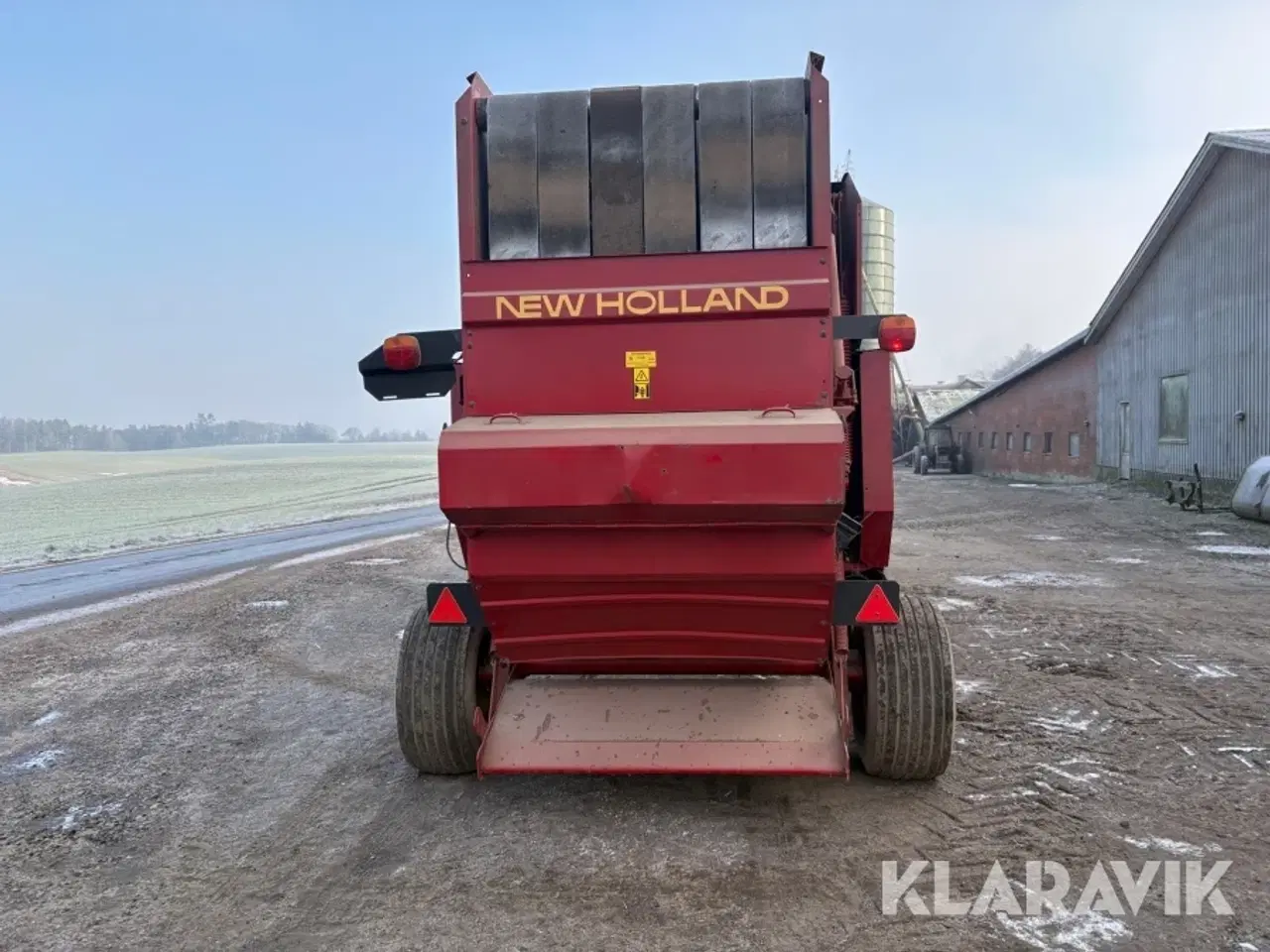 Billede 2 - Rundballepresser New Holland 654