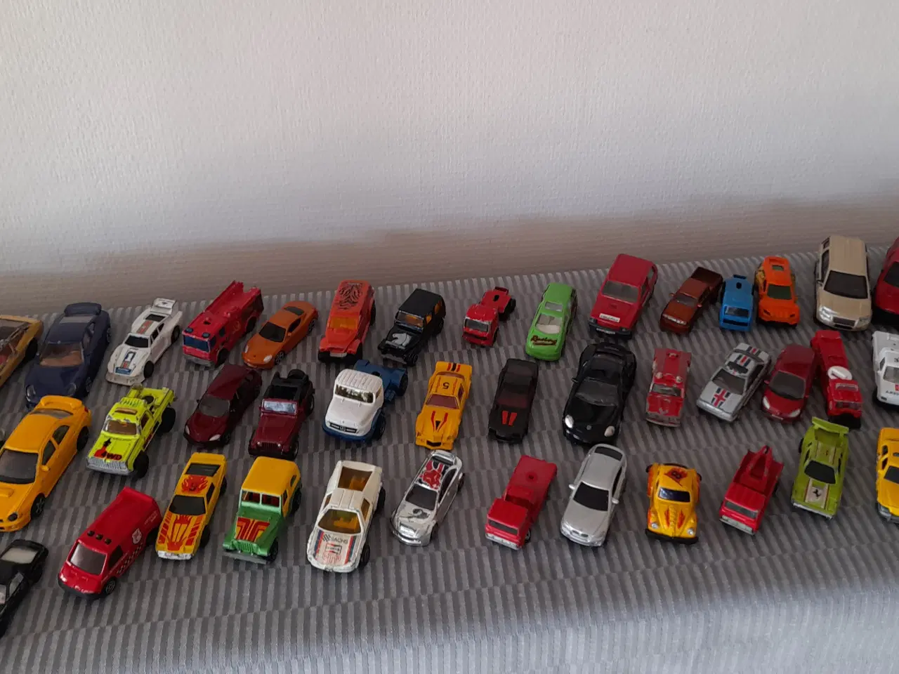 Billede 1 - Legetøjsbiler 50 stk, velholdte.