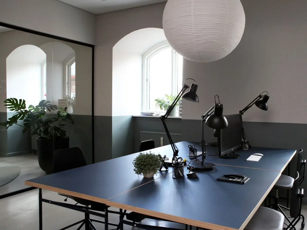 Billede 4 - Charmerende kontor med industriel vibe