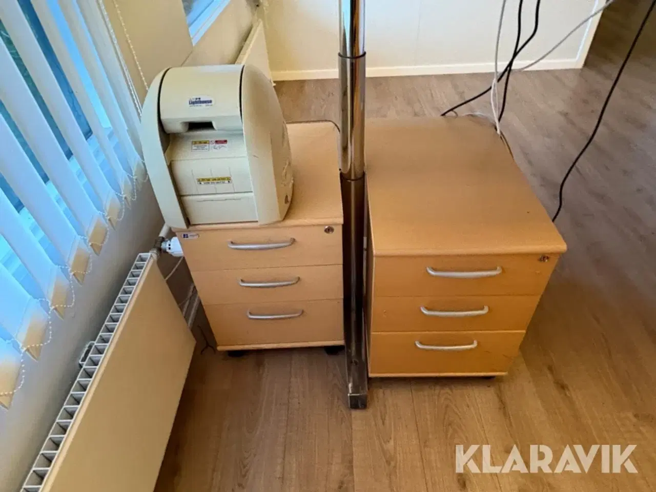 Billede 4 - Stort lot med kontormøbler