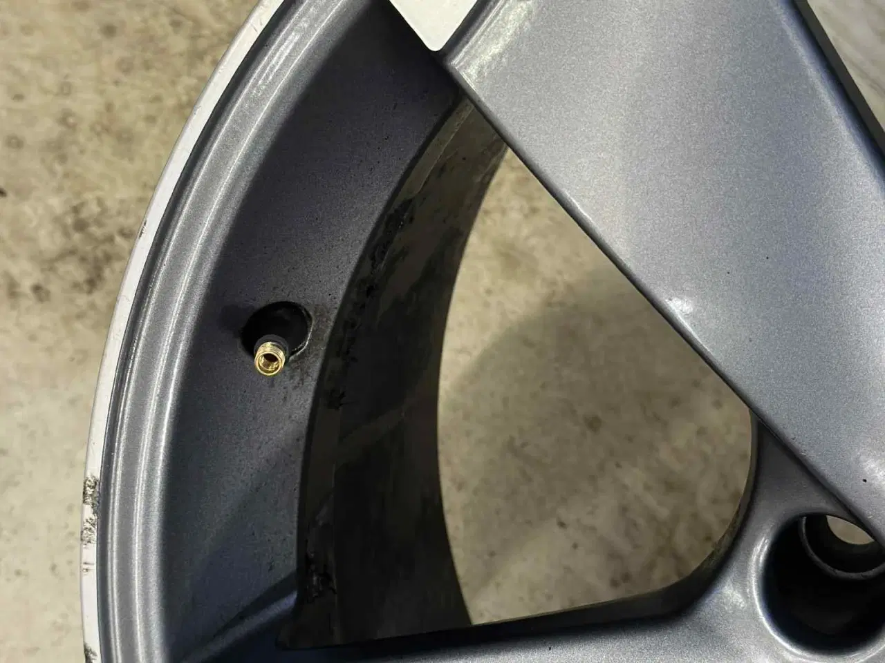 Billede 3 - 18” Alu-fælge fra Audi a5