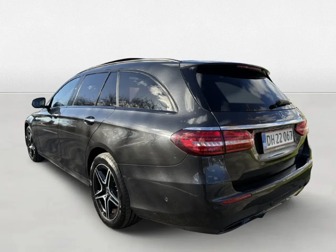 Billede 2 - Mercedes E300 e 2,0 AMG Line stc. aut.