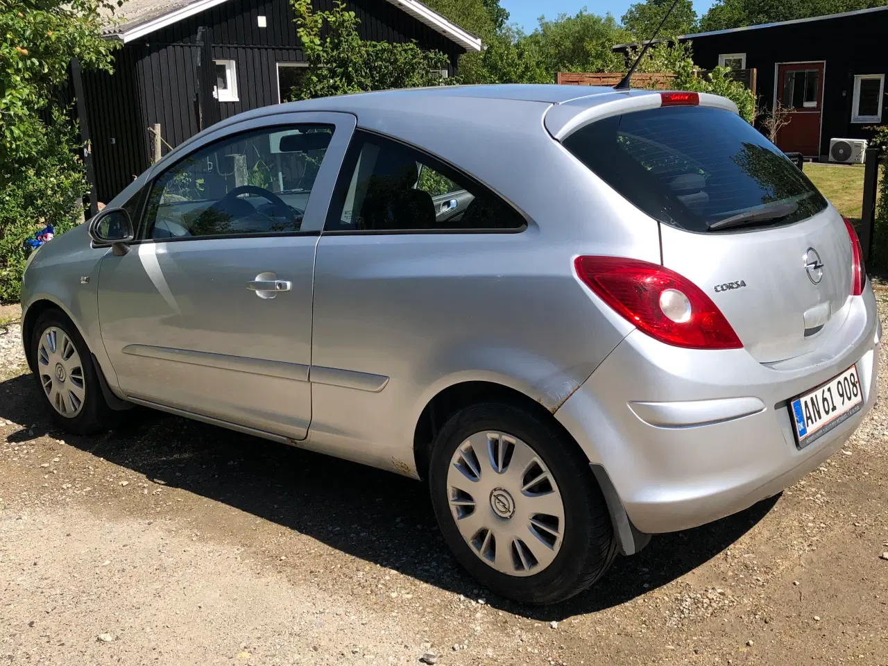 Billede 3 - Opel Corsa med automatgear og vinterdæk