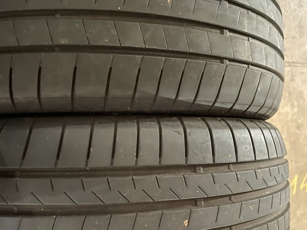 Billede 3 - 19 Bridgestone 255/55r19 Audi e-tron Ref.s21 Sommer