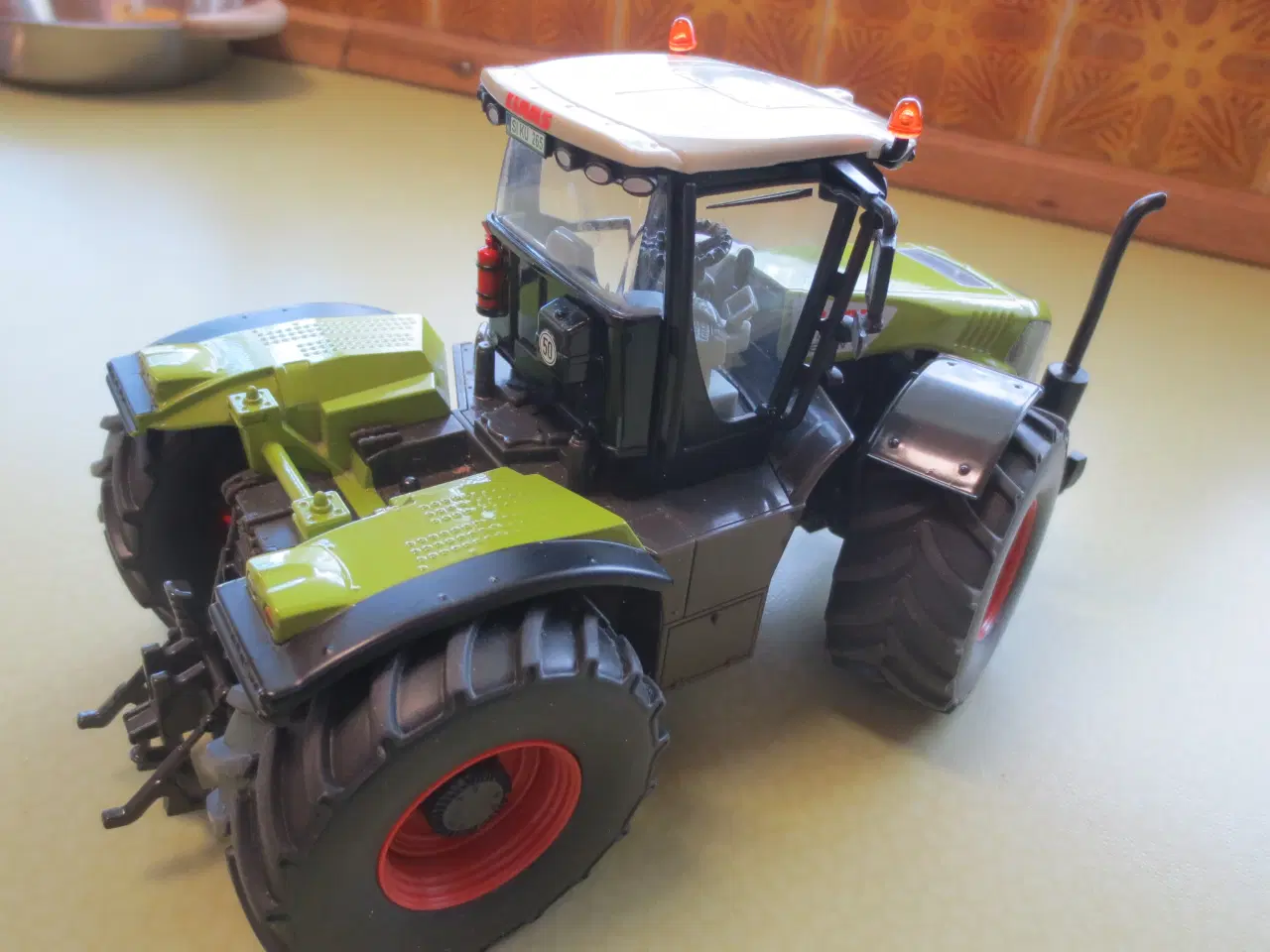 Billede 3 - 1 stk Claas Xerion 5000 i SIKU