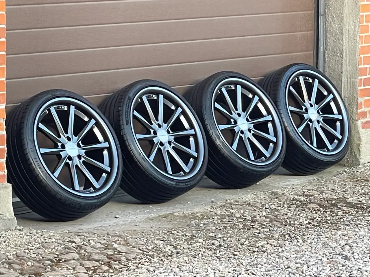 Billede 4 - Original Vossen alufælge 235/35-19krydsmål 5 x 112
