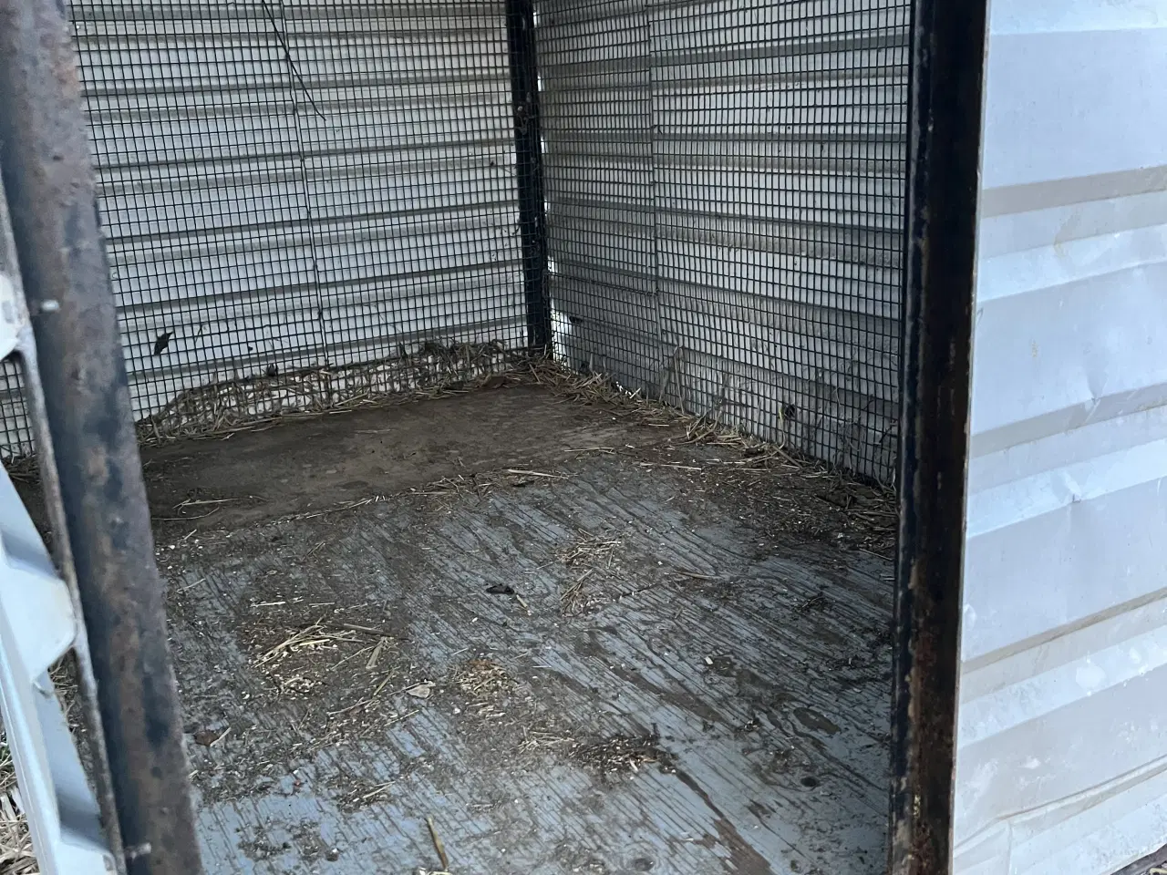 Billede 2 - Fjerkræ hus